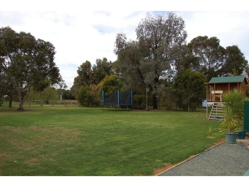 4 River View Court, Echuca VIC 3564