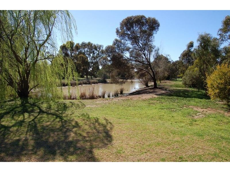 4 River View Court, Echuca VIC 3564