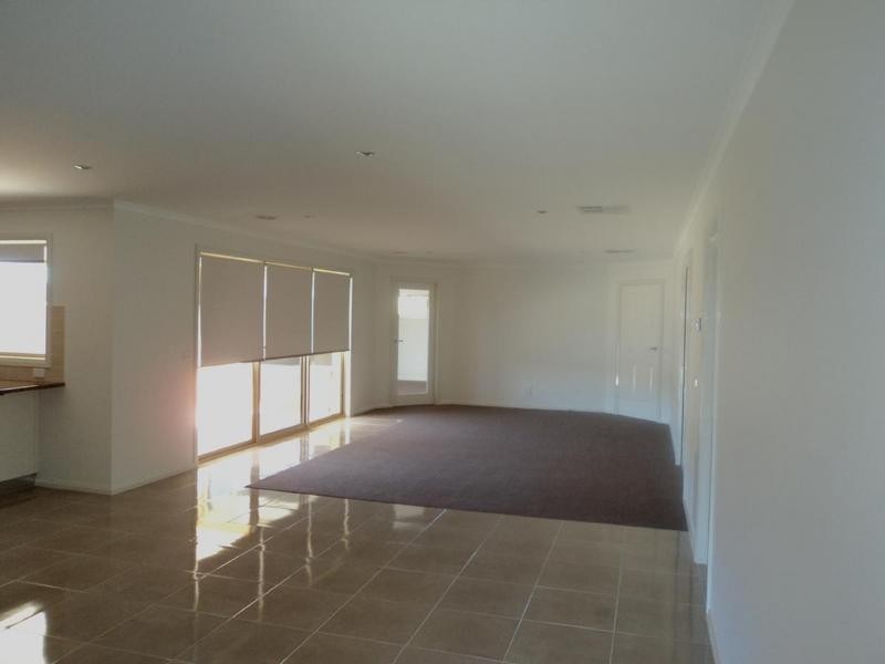 24 Lynch Drive, Echuca VIC 3564