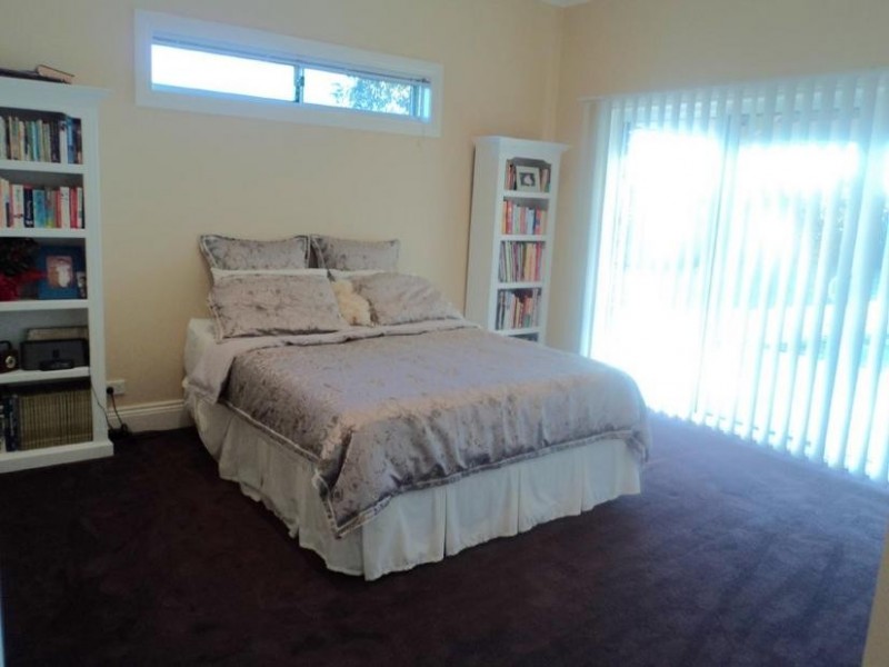 8 Chelsworth Drive, Echuca VIC 3564