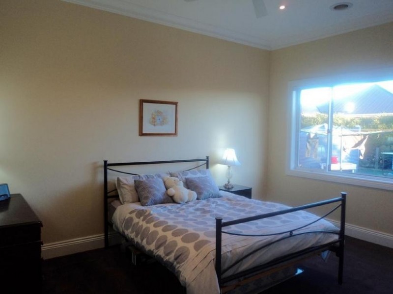 8 Chelsworth Drive, Echuca VIC 3564