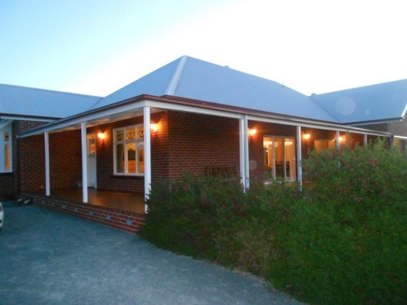 8 Chelsworth Drive, Echuca VIC 3564