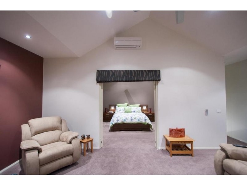 2040 Perricoota Road, Moama NSW 2731