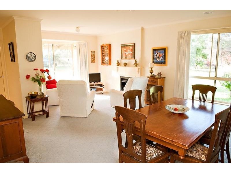 17 Charters Drive, Moama NSW 2731