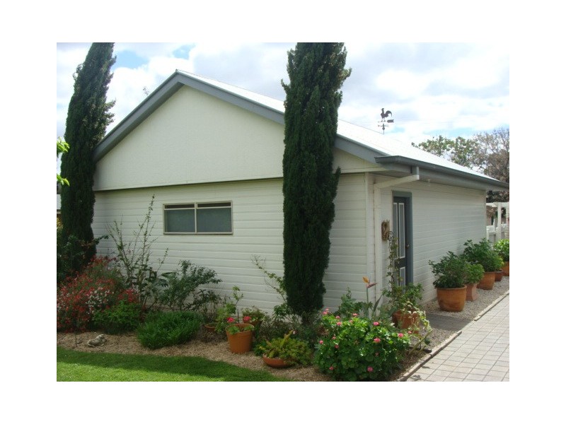 53 Mathoura Street, Mathoura NSW 2710