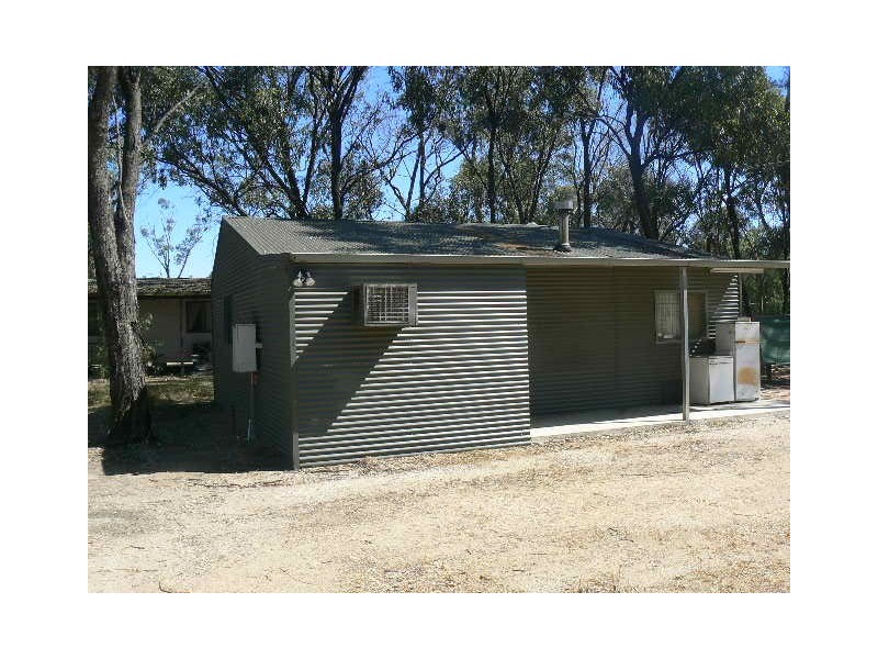 30 Moor Street, Barmah VIC 3639