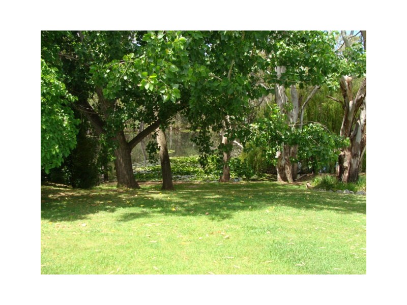 216 Wharparilla Drive, Echuca VIC 3564