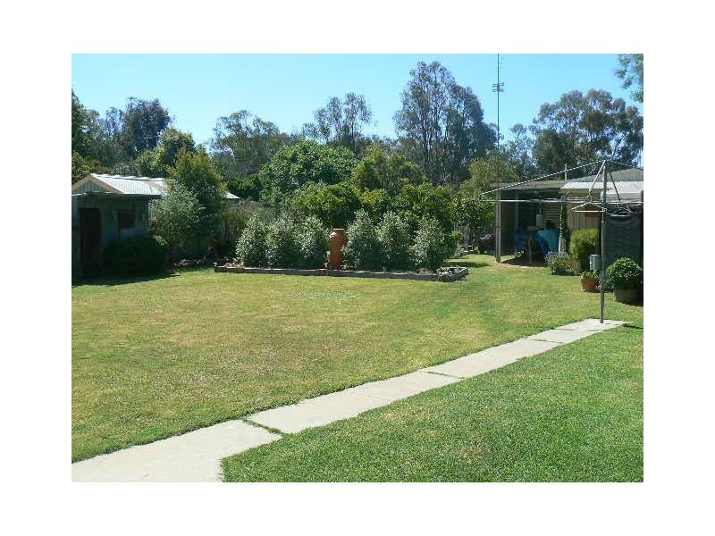 2 Murray Street, Barmah VIC 3639