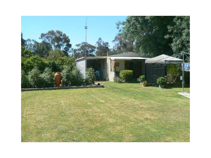 2 Murray Street, Barmah VIC 3639