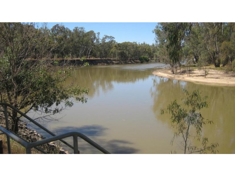 2 Murray Street, Barmah VIC 3639