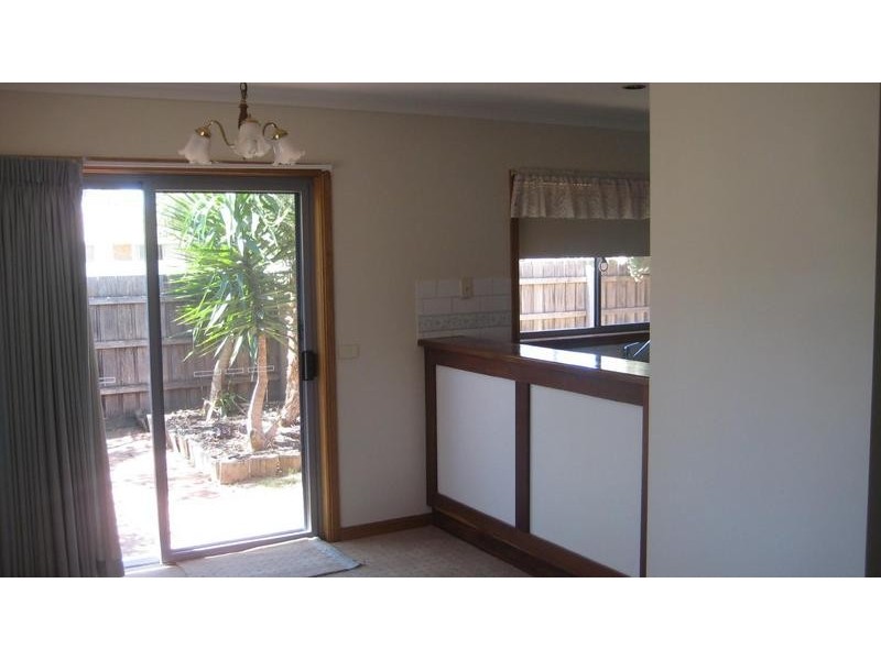 3/82 Hovell Street, Echuca VIC 3564