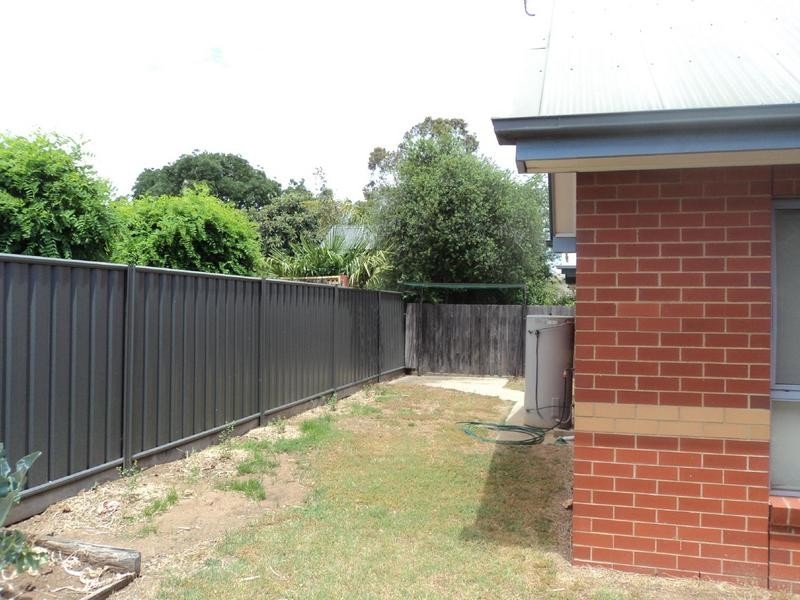 3/82 Hovell Street, Echuca VIC 3564