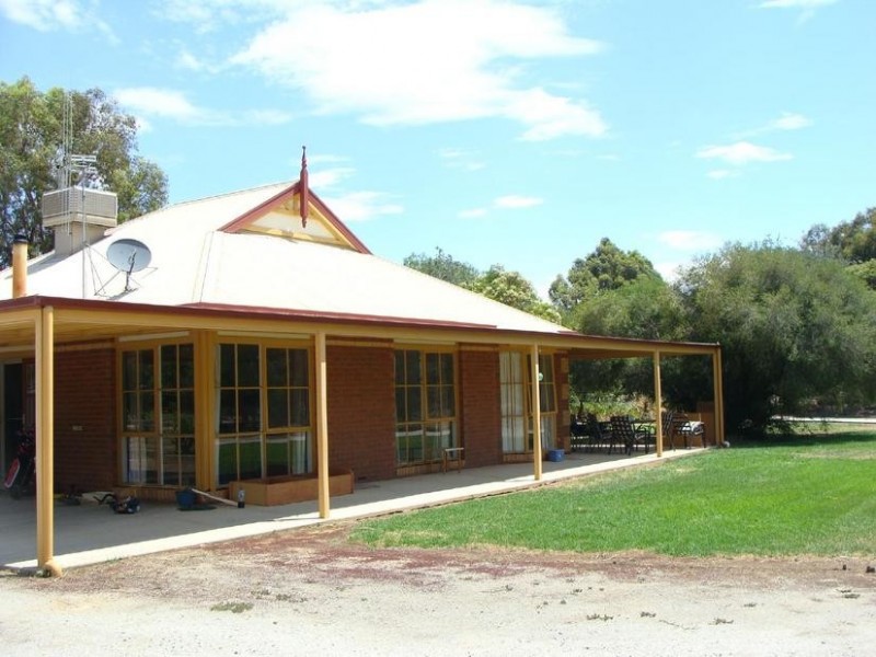 12 Riverview Court, Echuca VIC 3564