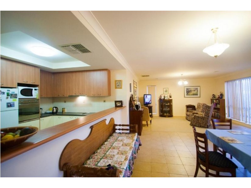 4 John Close, Echuca VIC 3564