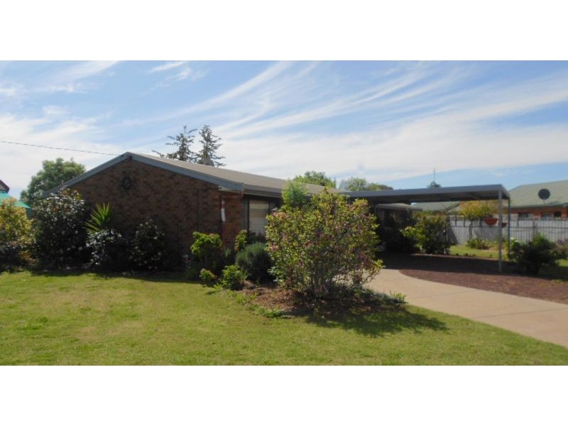 42 Echuca Street, Moama NSW 2731