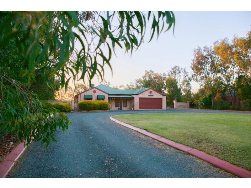 61 Wharparilla Drive, Echuca VIC 3564