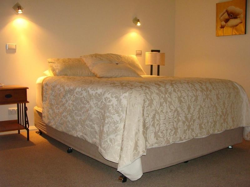 61 Pakenham Street, Echuca VIC 3564