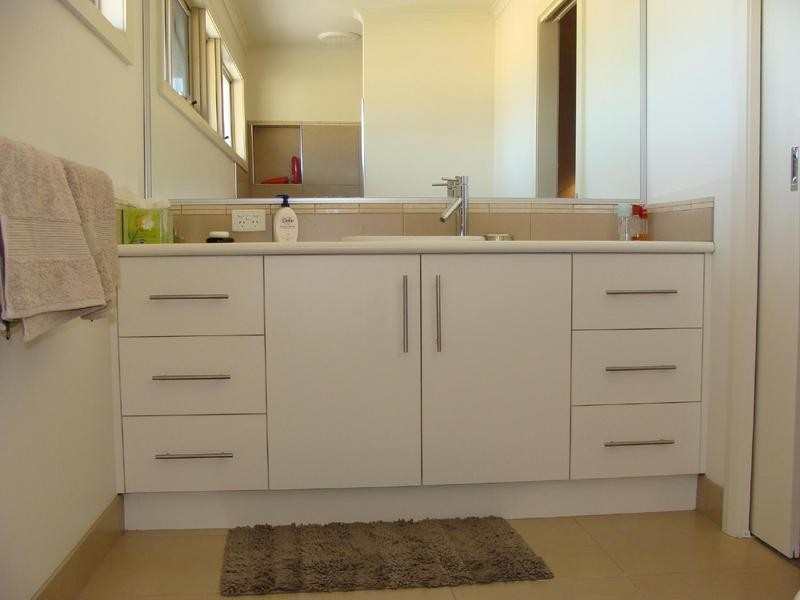 61 Pakenham Street, Echuca VIC 3564