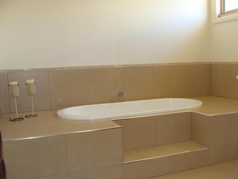 61 Pakenham Street, Echuca VIC 3564