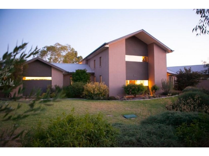 1 Silver Gums Place, Echuca VIC 3564