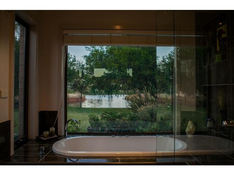 1 Silver Gum Place, Moama NSW 2731