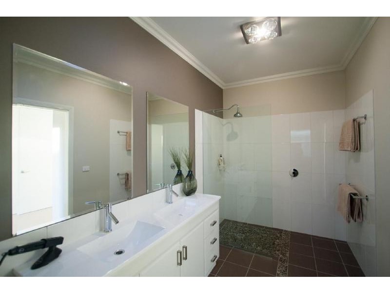 2 Lawler Court, Echuca VIC 3564