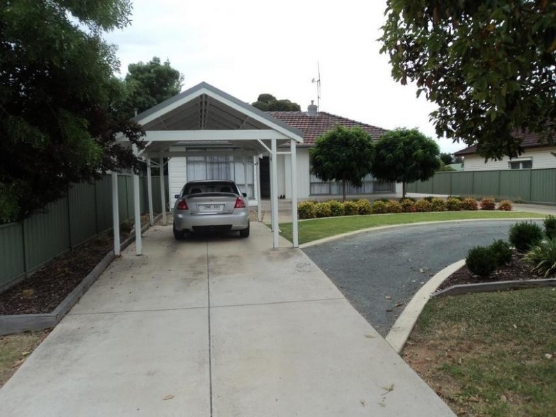 1/14 Simmie Street, Echuca VIC 3564