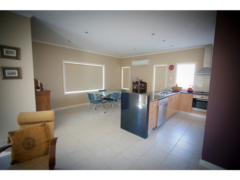 3/80 Haverfield Street, Echuca VIC 3564