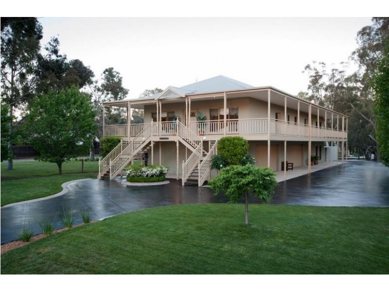172 Wharparilla Drive, Echuca VIC 3564