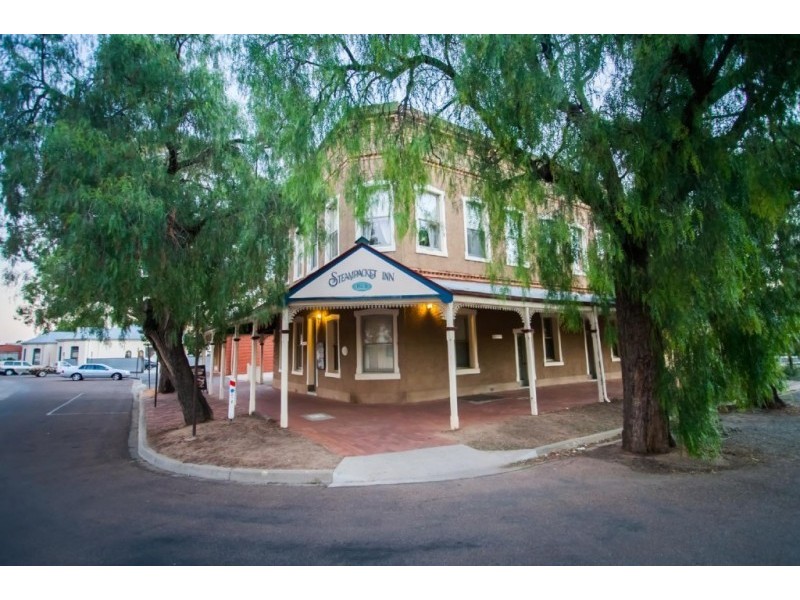 37 Murray Esplanade, Echuca VIC 3564