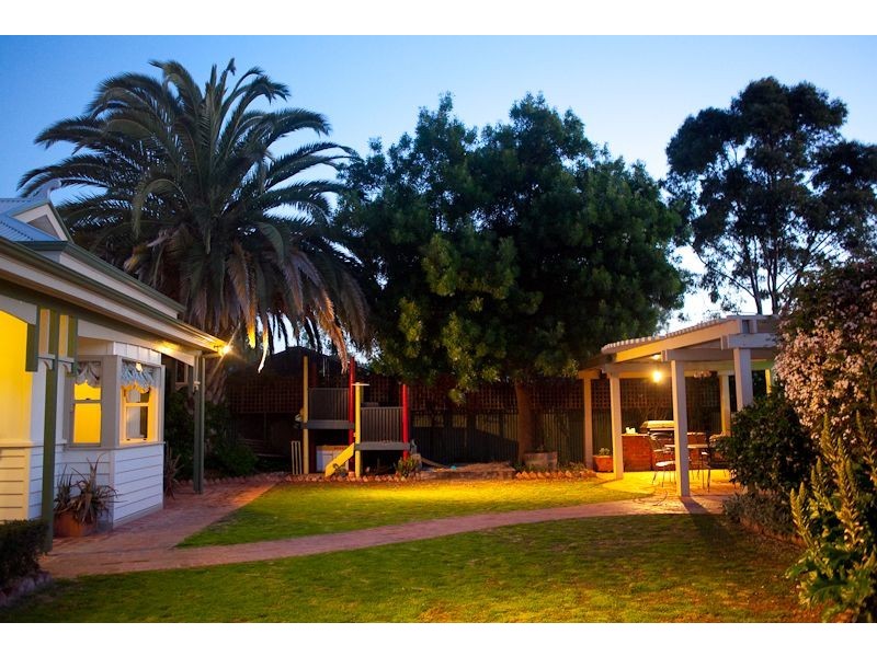 87 Mitchell Street, Echuca VIC 3564