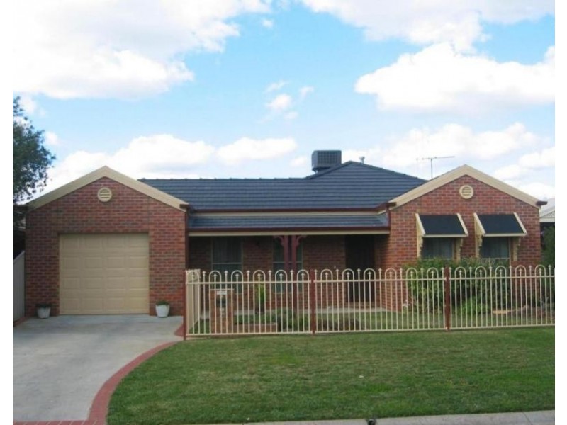 2/88 Shackell Street, Echuca VIC 3564