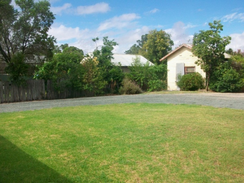 138 Sturt Street, Echuca VIC 3564