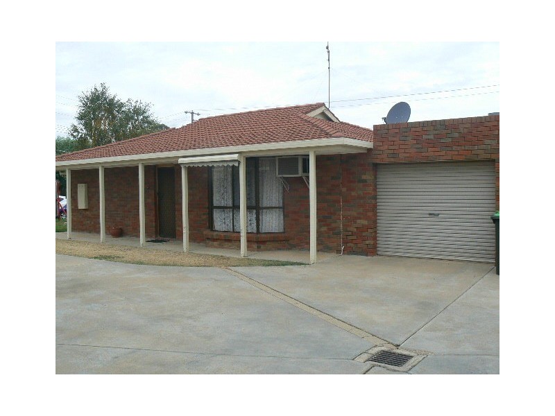 1/99 Crossen Street, Echuca VIC 3564