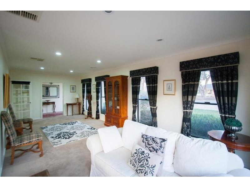 9 Rivergums Drive, Moama NSW 2731