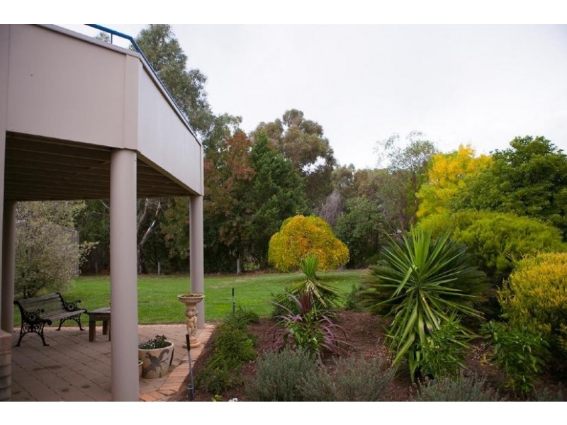 18 Charters Drive, Moama NSW 2731