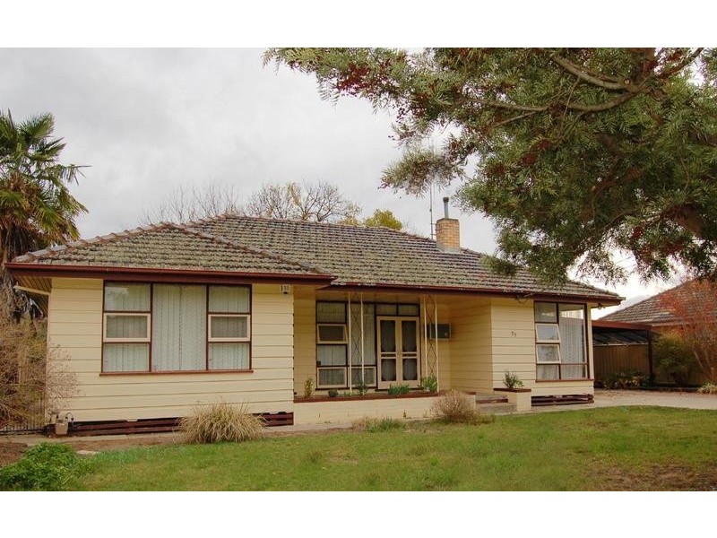 25 McIntosh Street, Echuca VIC 3564