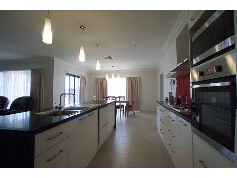 1 Arran Street, Moama NSW 2731