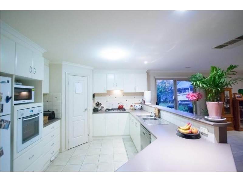 19 Forfar Drive, Moama NSW 2731