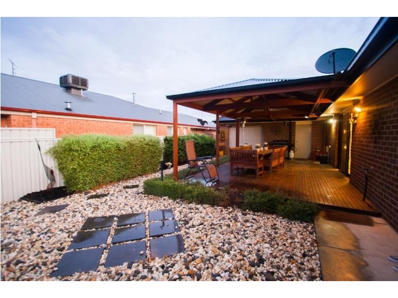 5 Forfar Drive, Moama NSW 2731