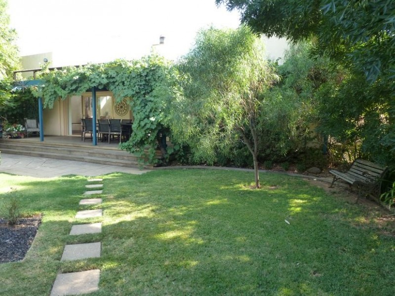 76 Rutley Crescent, Echuca VIC 3564