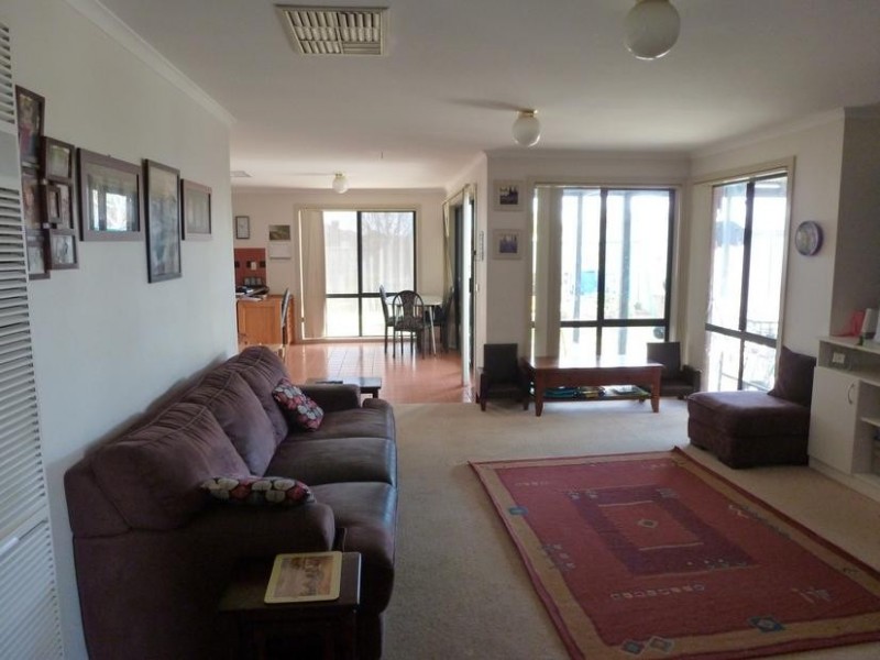 12 Glencoe Boulevard, Moama NSW 2731