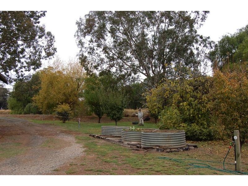 40 Twaddle Lane (Off Strathallan Road), Bamawm VIC 3561