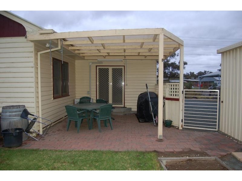 42 Simmie Street, Echuca VIC 3564