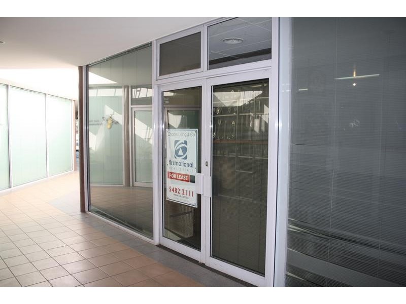 210 Pakenham, Echuca VIC 3564