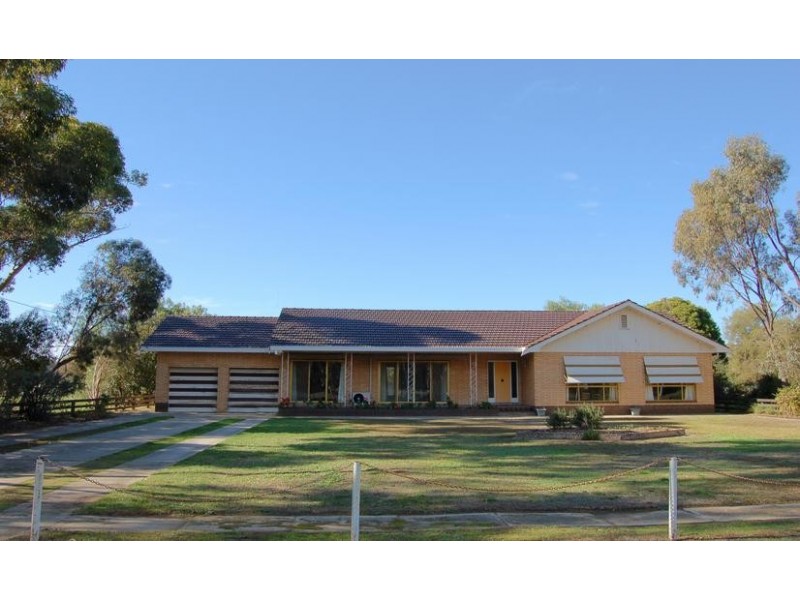 44 River Avenue, Echuca VIC 3564
