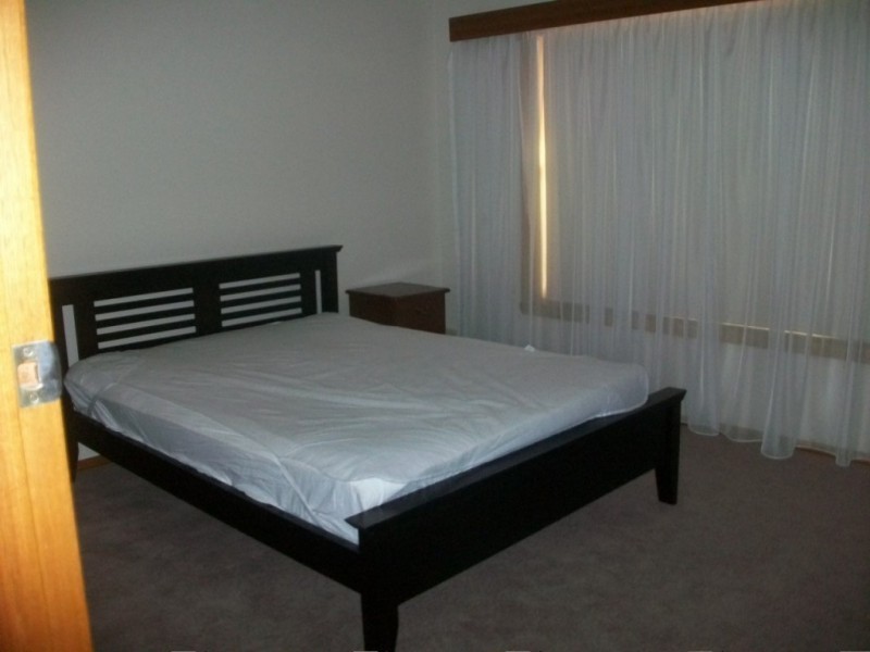 239 Eyre Street, Echuca VIC 3564