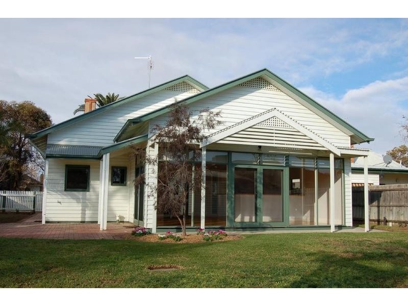 2 Tyler Street, Echuca VIC 3564