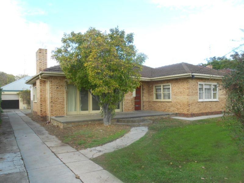 29 Crofton Street, Echuca VIC 3564