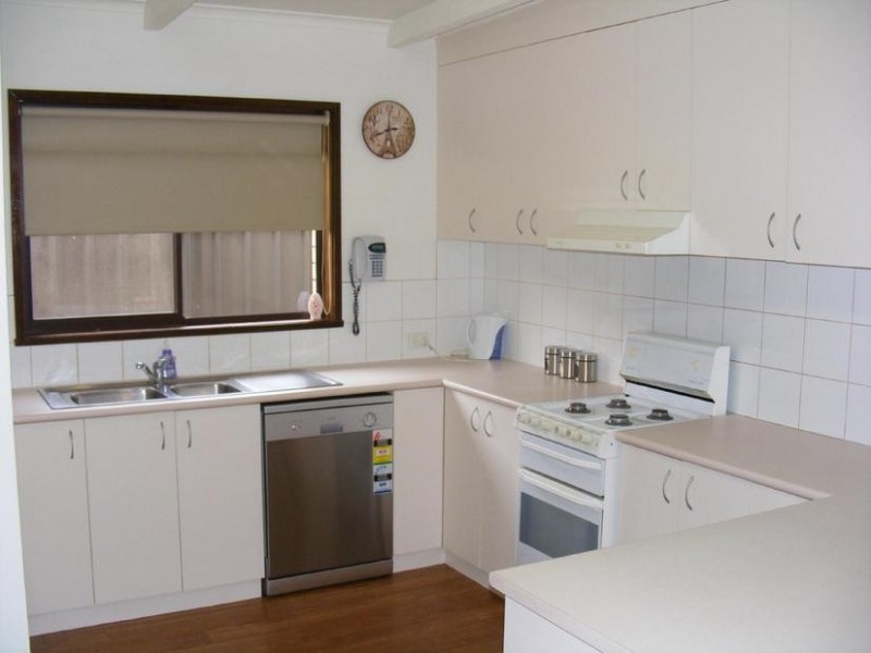 34 Hillview Avenue, Moama NSW 2731